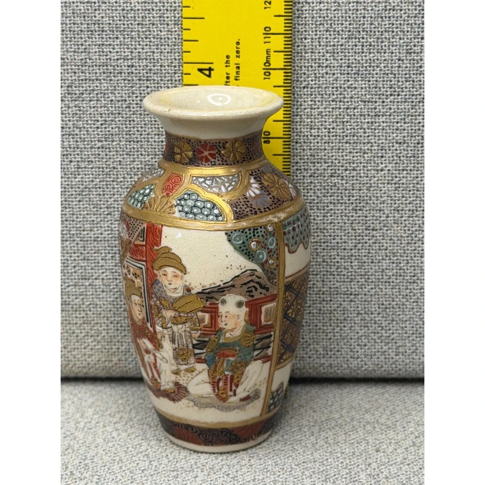Antique Japanese Satsuma Miniature Bud Vase Moriage Gold Gilt Hand Painted 3.75